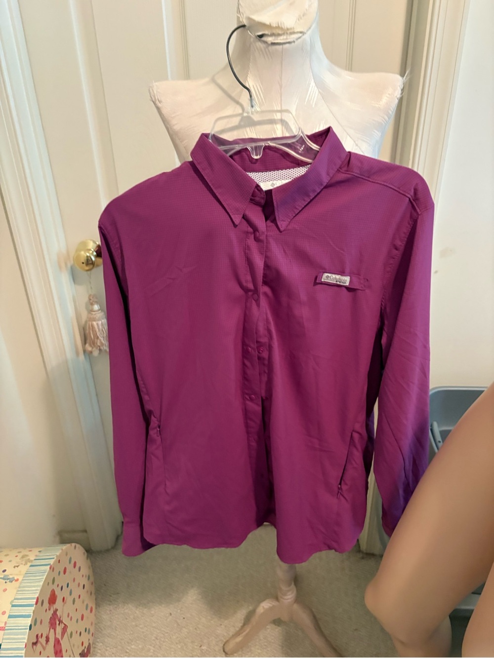 Columbia Women's Purple snap-Front Performance Shirt XL